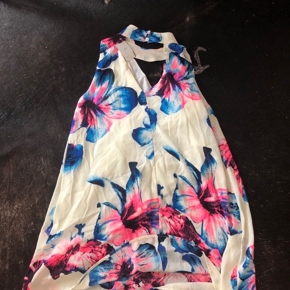 Floral mock neck chiffon dress - Picture 2 of 3